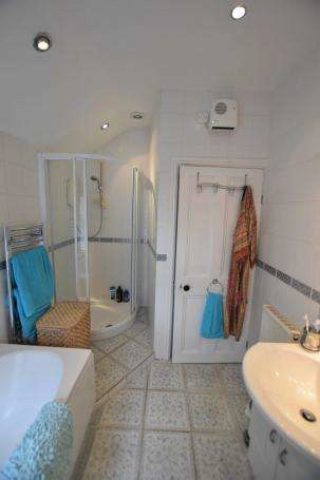  Image of 3 bedroom Cottage for sale in Avenue Cottages Londesborough Road Scarborough YO12 at Avenue Cottages  Scarborough, YO12 5AG